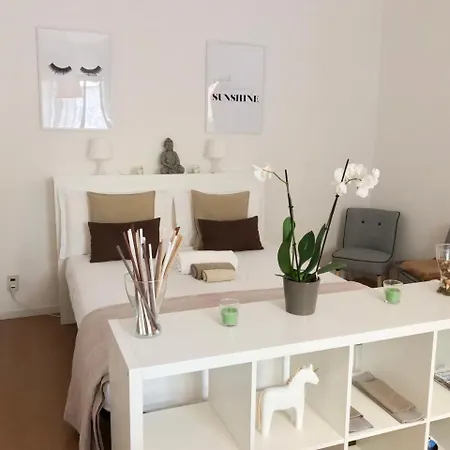 Center White Milan