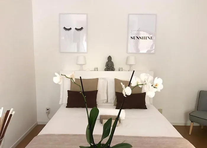 Apartment Center White Mailand