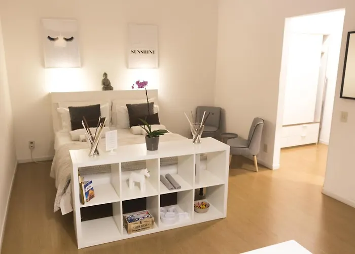Apartment Center White Mailand
